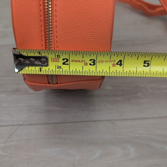 Disney Parks  Round Orange Bird Purse ~ Cross over Shoulder Bag - Picture 10 of 10